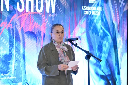 Azərbaycan Milli Xalça Muzeyində Zamanın naxışları moda nümayişi təşkil olunub