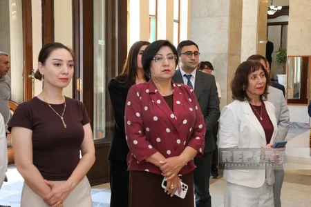 Birinci Türkoloji Qurultayın 100 illiyinə həsr olunmuş nəşrlərin təqdimatı olub