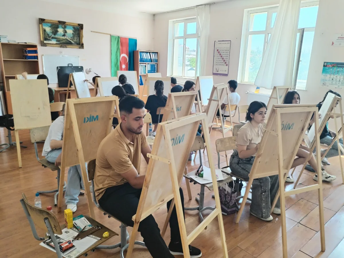 DİM: Bu gün bir nəfər başqasının yerinə imtahan verməyə cəhd edib