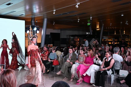 Azərbaycan Milli Xalça Muzeyində Zamanın naxışları moda nümayişi təşkil olunub