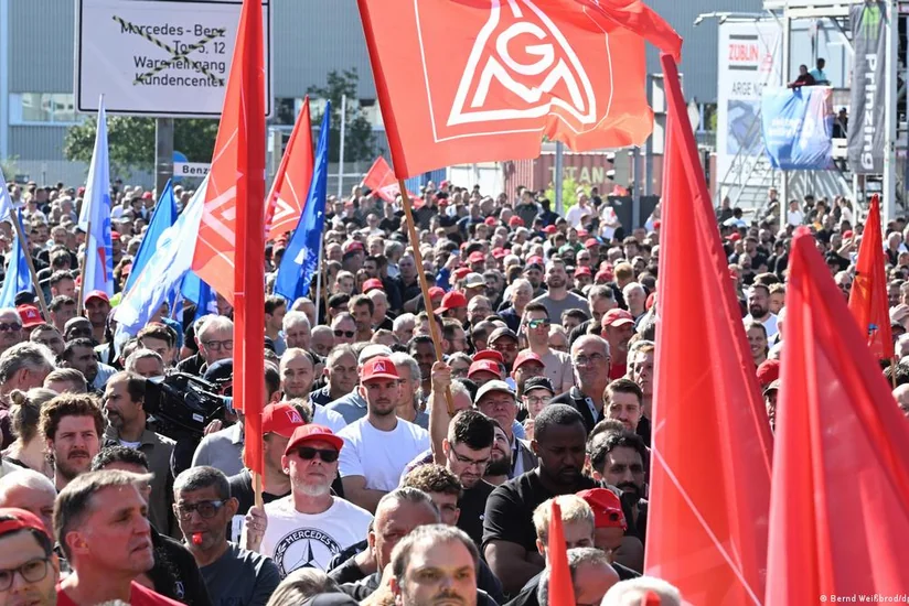 В Германии сотрудники Mercedes вышли на протесты из-за сокращения расходов группы
