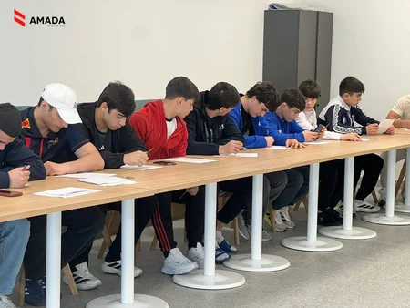 AMADA yeniyetmə idmançılar üçün maarifləndirici tədbir keçirib