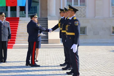 Naxçıvanda Orta İxtisas Polis Məktəbində Polis Günü və buraxılış mərasimi keçirilib