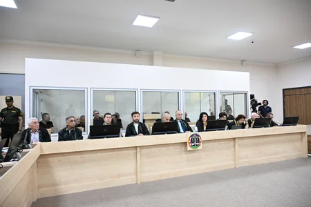 Ermənistan vətəndaşlarının şikayətləri üzrə apellyasiya məhkəməsində təqsirləndirilən şəxslərin vəsatətlərinə baxılıb