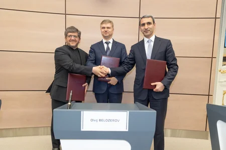 ADY discusses expansion of railway cooperation with Russia and Iran