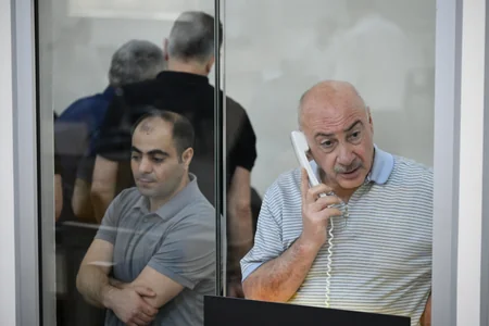 Ermənistan vətəndaşlarının şikayətləri üzrə apellyasiya məhkəməsində təqsirləndirilən şəxslərin vəsatətlərinə baxılıb
