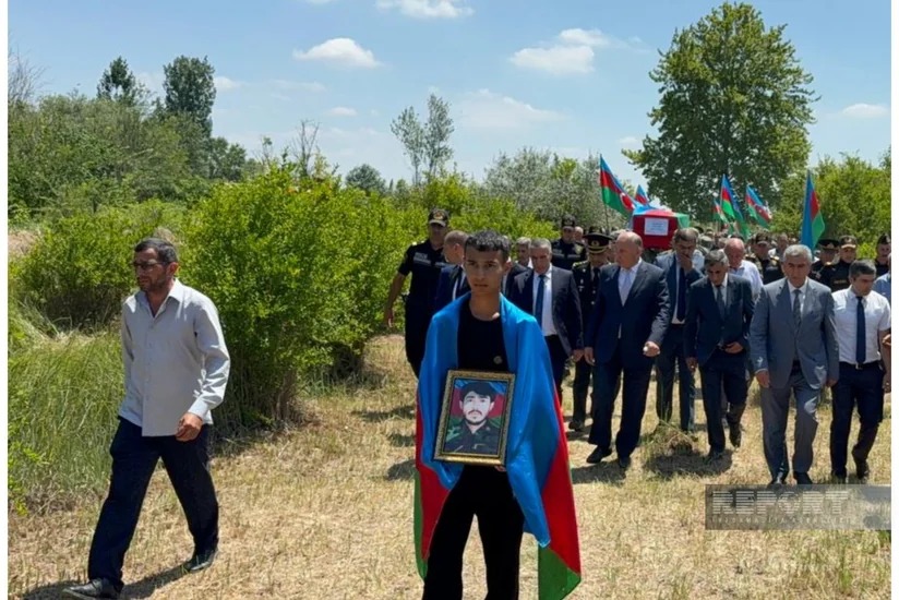 İtkin-şəhid Dəyanət Musayev dəfn edilib - YENİLƏNİB