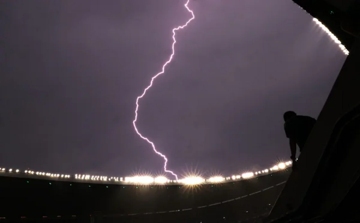 FIFA may delay Mexico–England World Cup match due to thunderstorms