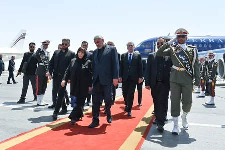Sahibə Qafarova Xameneinin vida mərasimində iştirak edib