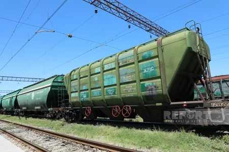 Nearly 980 tons of wheat sent to Armenia via Azerbaijan