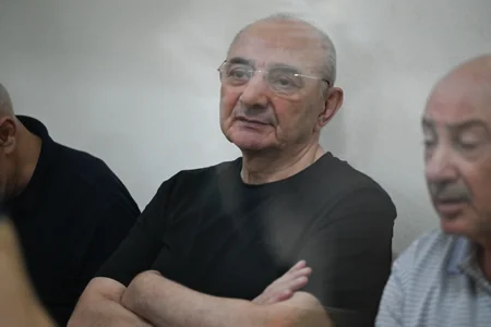 Ermənistan vətəndaşlarının şikayətləri üzrə apellyasiya məhkəməsində təqsirləndirilən şəxslərin vəsatətlərinə baxılıb