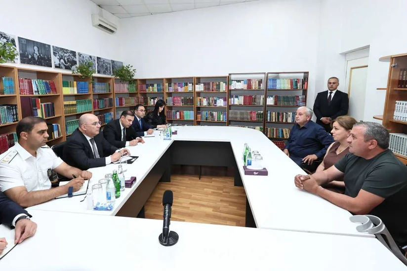 DGK sədri Qazaxda vətəndaşları qəbul edib