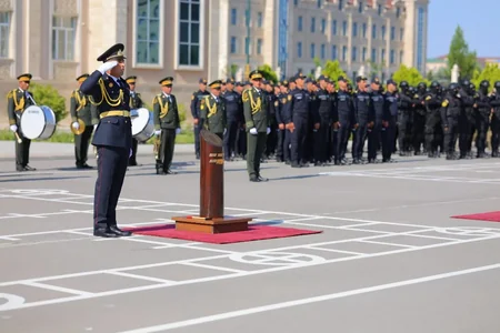 Naxçıvanda Orta İxtisas Polis Məktəbində Polis Günü və buraxılış mərasimi keçirilib
