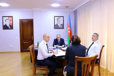 Kamran Əliyev Xətai rayonunda vətəndaşları qəbul edib