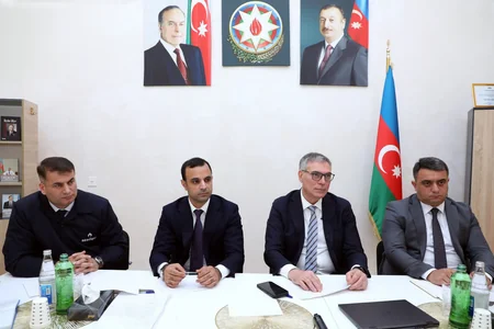 Azər Məmmədov Qobustanda vətəndaşları qəbul edib
