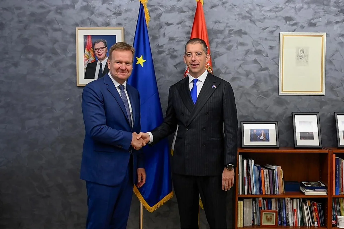 Serbian FM mulls situation in Kosovo with EU rep