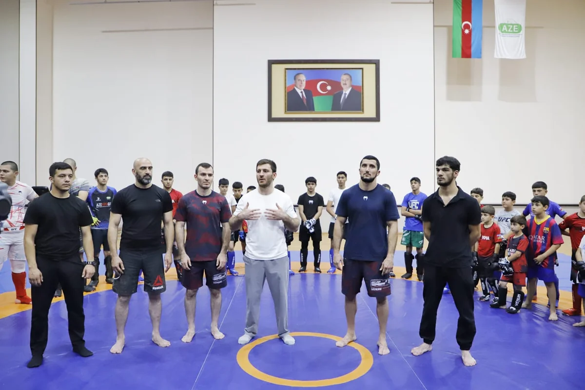 Naxçıvanda UFC döyüşçüsü Fərman Həsənovun ustad dərsi keçirilib