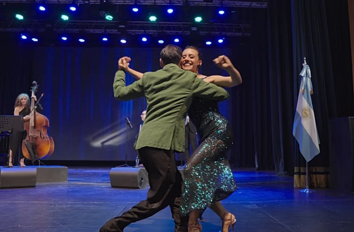 Euronews shows how tango united Baku, Buenos Aires