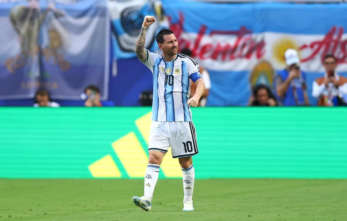 Messi dünya çempionatlarında üç tarixi rekorda imza atıb