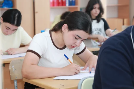 II və III ixtisas qrupları üzrə qəbul imtahanı keçirilib, 11 nəfərdə telefon aşkarlanıb - YENİLƏNİB