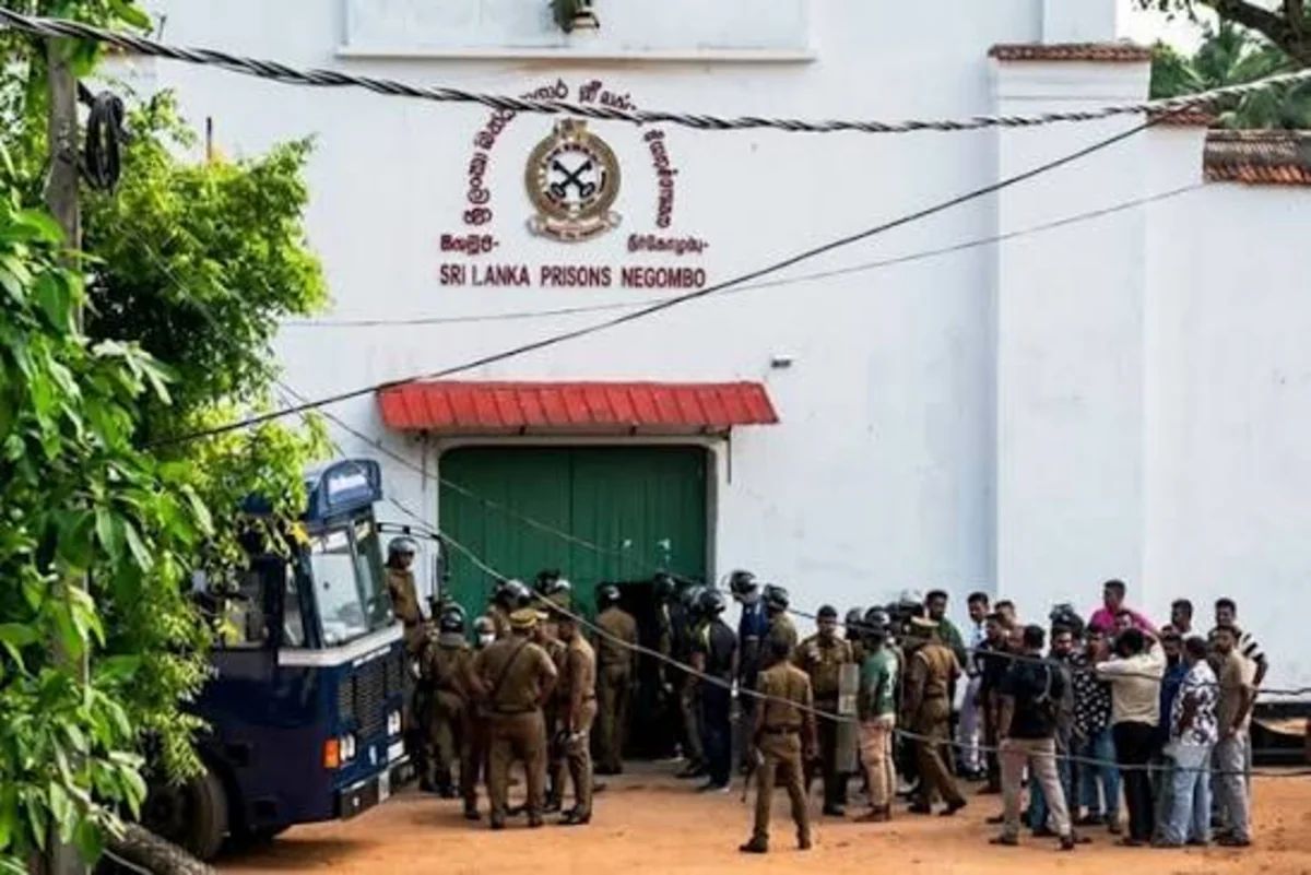 25 killed, about 100 injured in unrest at Sri Lankan prison