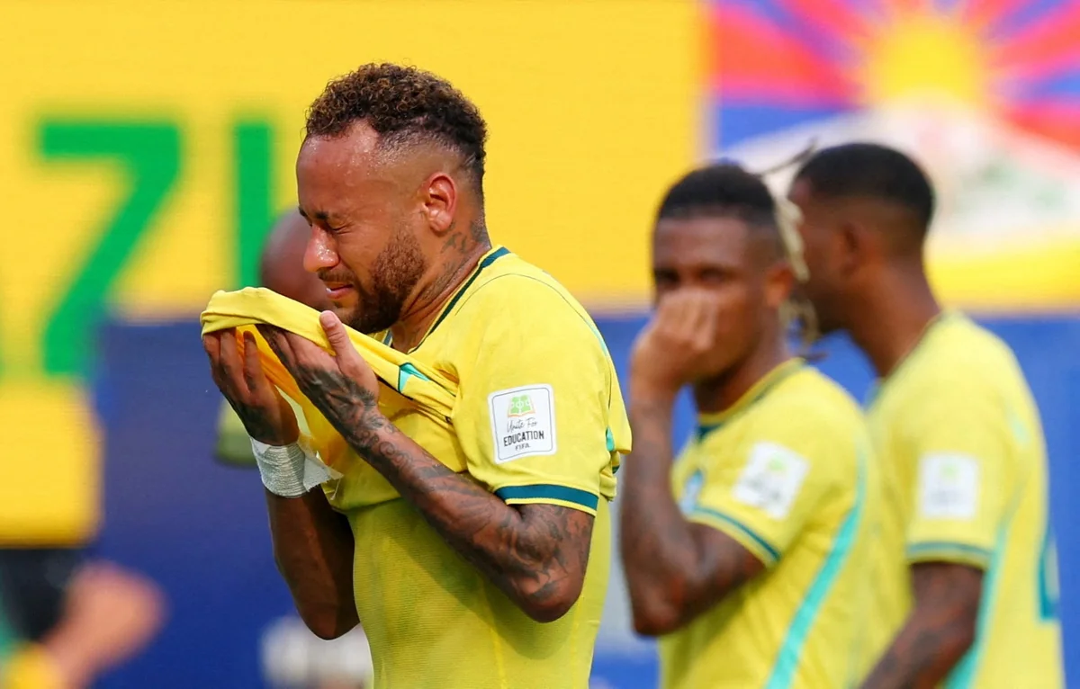 Neymar Braziliya millisindəki karyerasını başa vurub