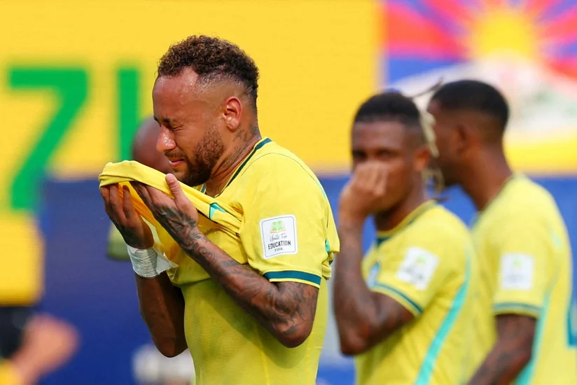 Neymar Braziliya millisindəki karyerasını başa vurub