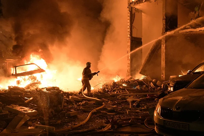 Russia launches massive attack on Kyiv
