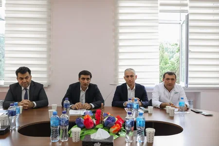 Azərbaycanda ilk dəfə qəhvəyi mərmər bağacığına qarşı bioloji mübarizəyə başlanılıb