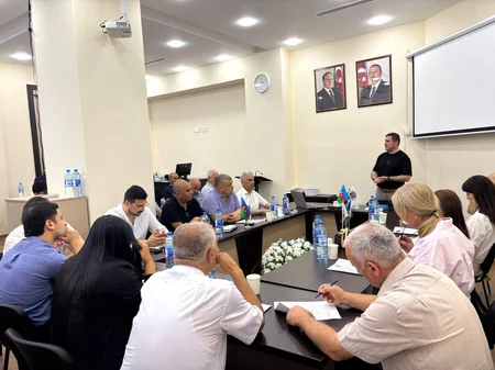 Ötən ay 2100-dən çox vəkilə peşə hazırlığı və ixtisasartırma təlimləri keçirilib