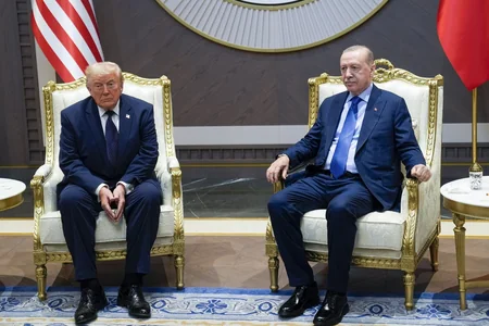 Президент Дональд Трамп прибыл в Анкару