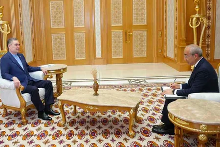 Azərbaycan və Türkmənistan reallaşdırılan genişmiqyaslı layihələri müzakirə edib
