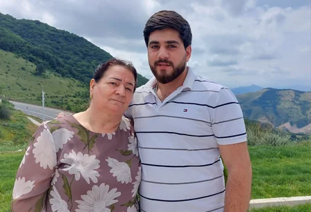 Köç karvanı Şuşanın Kiçik Qaladərəsi kəndinə çatıb, açarlar təqdim edilib - YENİLƏNİB