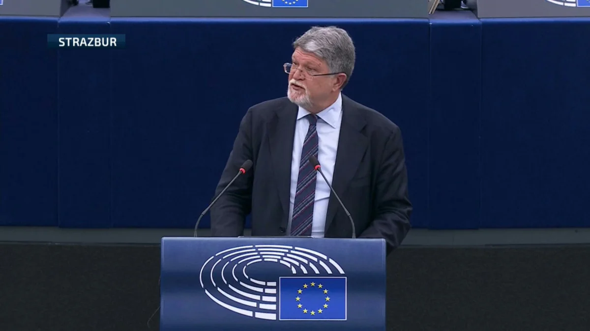 В Европарламенте призвали прекратить финансирование Сербии