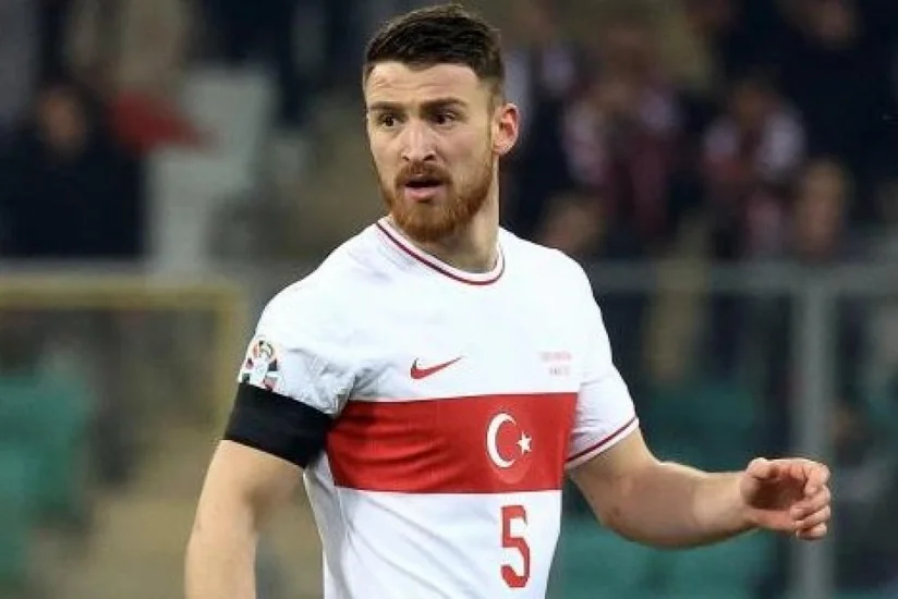 Beşiktaş Türkiyə millisinin futbolçusu Salih Özcanı heyətinə qatdığını açıqlayıb