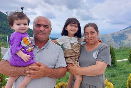 Köç karvanı Şuşanın Kiçik Qaladərəsi kəndinə çatıb, açarlar təqdim edilib - YENİLƏNİB