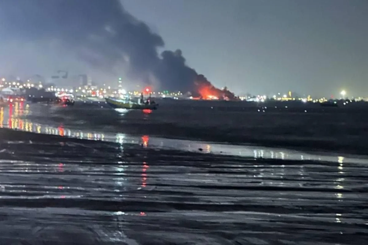 Four injured in strikes on Iran's Sirik port
