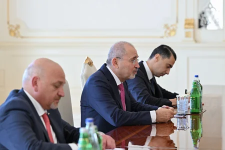 İlham Əliyev İordaniya Baş nazirinin müavinini qəbul edib