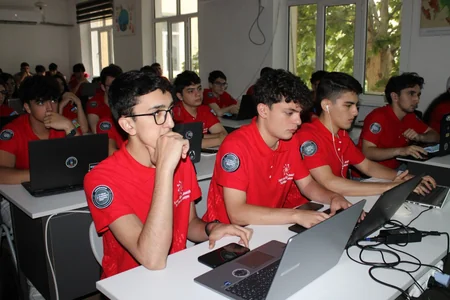Cyber Summer School 2026nın iştirakçıları kibertəhlükəsizliyin əsas istiqamətləri barədə məlumatlandırılıb