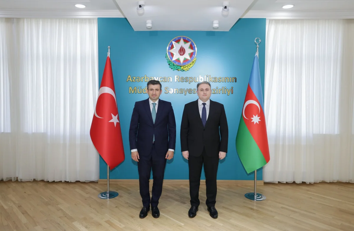 Azerbaijan, Türkiye's Baykar discuss expanding defense industry cooperation