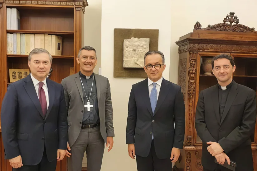 Ramin Məmmədov Vatikan arxiyepiskopuna Azərbaycandakı multikultural dəyərlər barədə məlumat verib