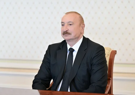 Prezident İlham Əliyev bir sıra beynəlxalq qurumların rəhbər şəxslərini qəbul edib