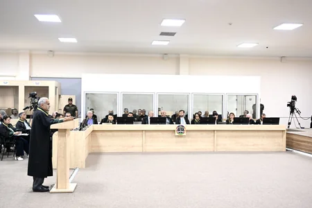 Ermənistan vətəndaşlarının şikayətləri üzrə apellyasiya məhkəməsi çıxışlarla davam etdirilib