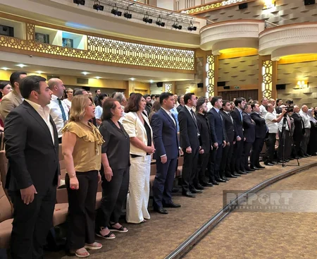 Qələbənin memarı: Cənab Ali Baş Komandan kitabının təqdimatı olub