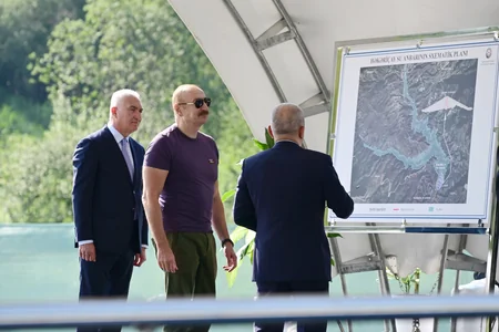 İlham Əliyev Laçında Həkəriçay su anbarının təməlini qoyub