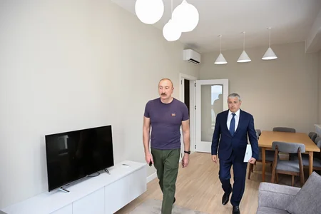 Ильхам Алиев ознакомился с работами на улице Карабах в Шуше