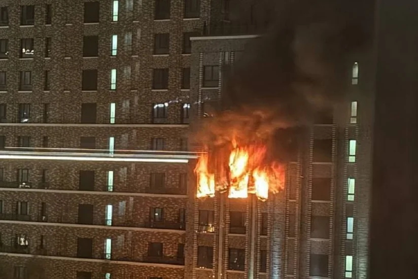 В Москве при пожаре из-за взрыва фейерверков в жилом доме погиб один человек