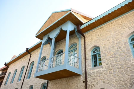İlham Əliyev Şuşada Sadıqcanın evinin bərpadan sonra açılışında iştirak edib