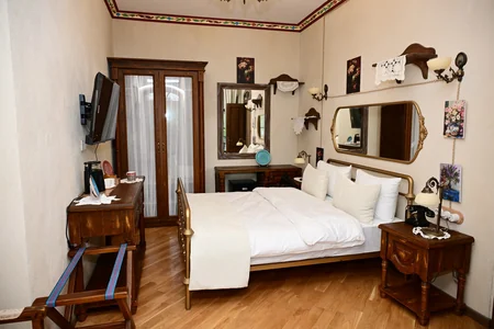 İlham Əliyev Şuşada Yasəmən hotelinin yeni korpusları ilə tanış olub