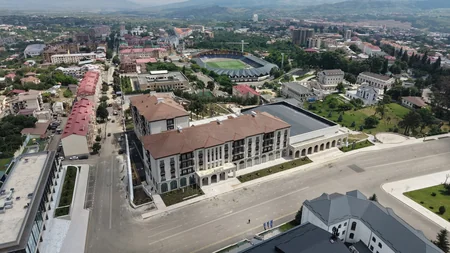 Prezident İlham Əliyev Xankəndi hotelinin açılışında iştirak edib